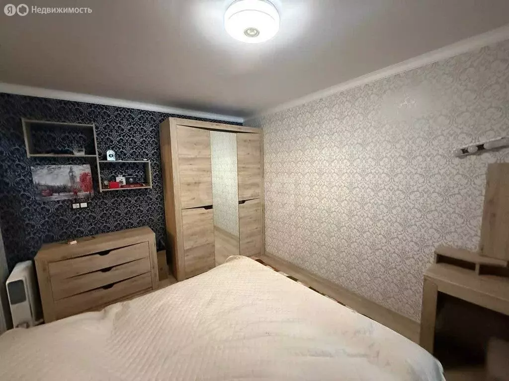 3-комнатная квартира: Белгород, улица Шаландина, 8 (71.5 м) - Фото 2