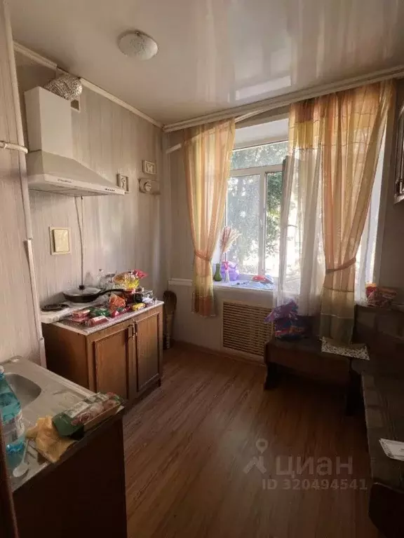 2-к кв. Курская область, Курск Привокзальная пл., 2 (50.2 м) - Фото 2