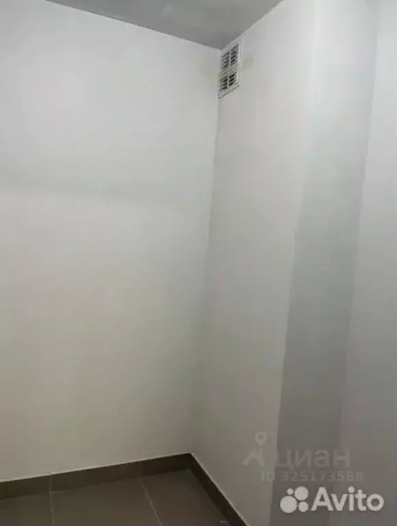 Гараж в Санкт-Петербург Морская миля жилой комплекс (10 м) - Фото 2