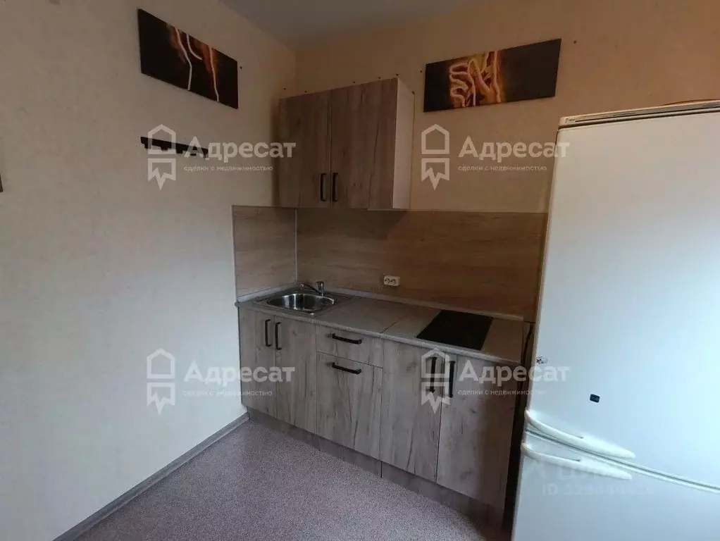 3-к кв. Волгоградская область, Волгоград ул. Тимирязева, 52 (93.0 м) - Фото 1