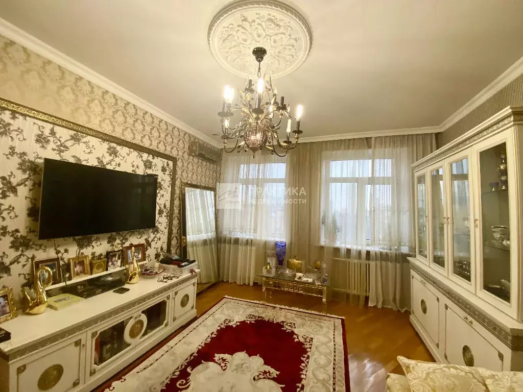 Продается 3-комнатная квартира - Фото 1