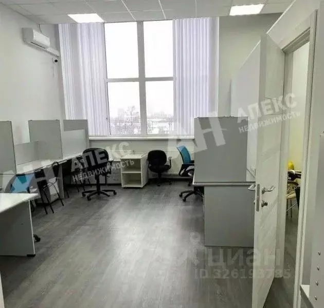 Помещение свободного назначения в Москва Полковая ул., 3 (676 м) - Фото 1