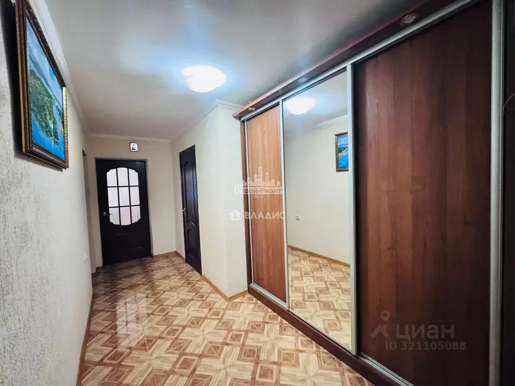 2-к кв. Крым, Керчь пер. 1-й Портовый, 6к1 (60.0 м) - Фото 2