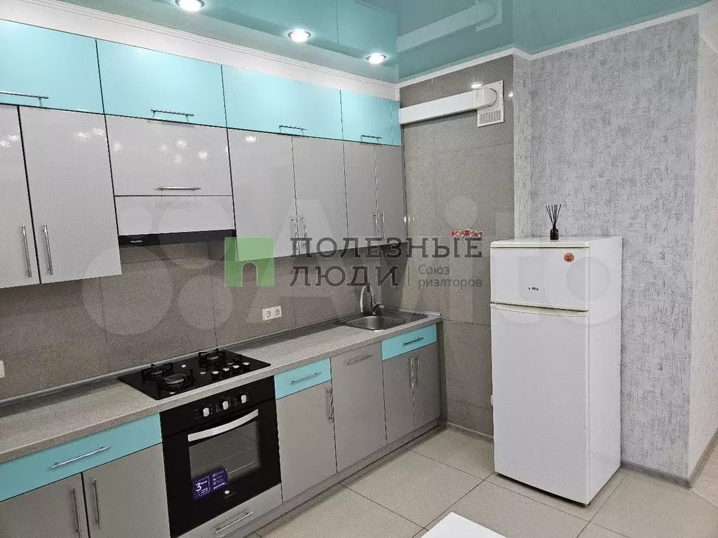 1-к. квартира, 40 м, 4/10 эт. - Фото 1
