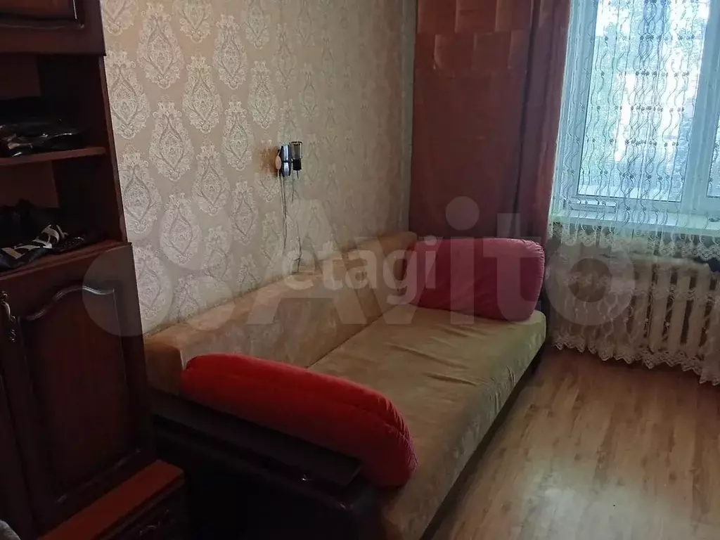 Комната 15 м в 1-к., 2/3 эт. - Фото 1