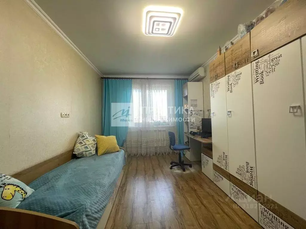3-к кв. Москва Кустанайская ул., 6К2 (74.9 м) - Фото 0