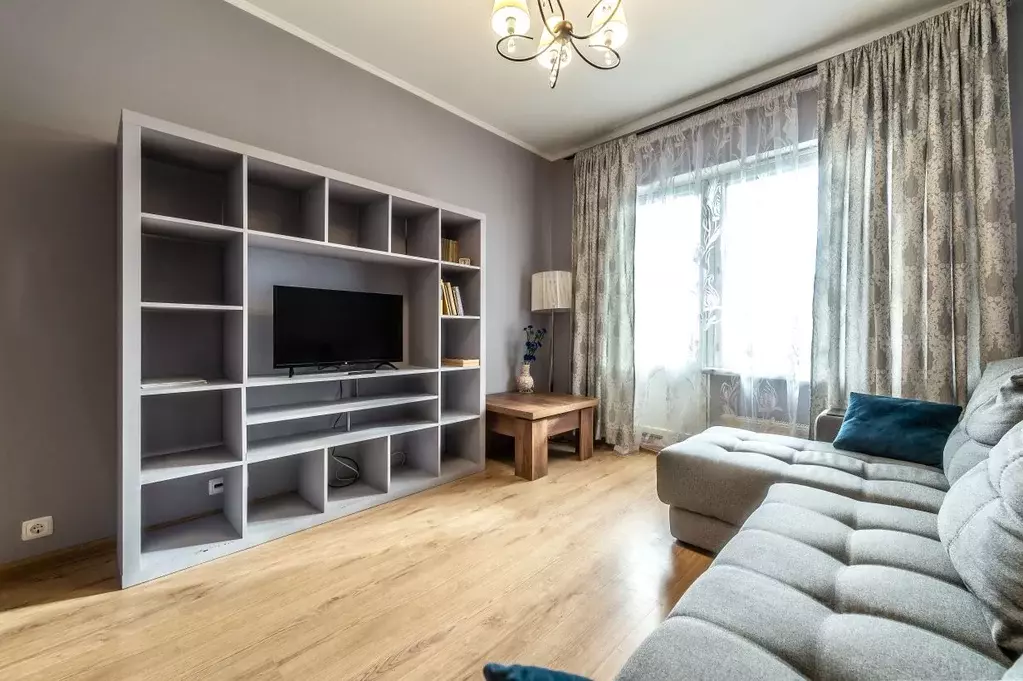 1-к кв. Санкт-Петербург ул. Оптиков, 51к1 (43.0 м) - Фото 0