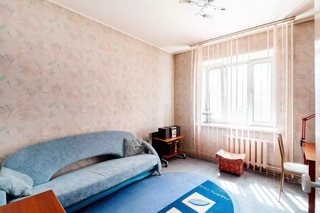 3-к кв. Омская область, Омск ул. 10 лет Октября, 115 (86.4 м) - Фото 1