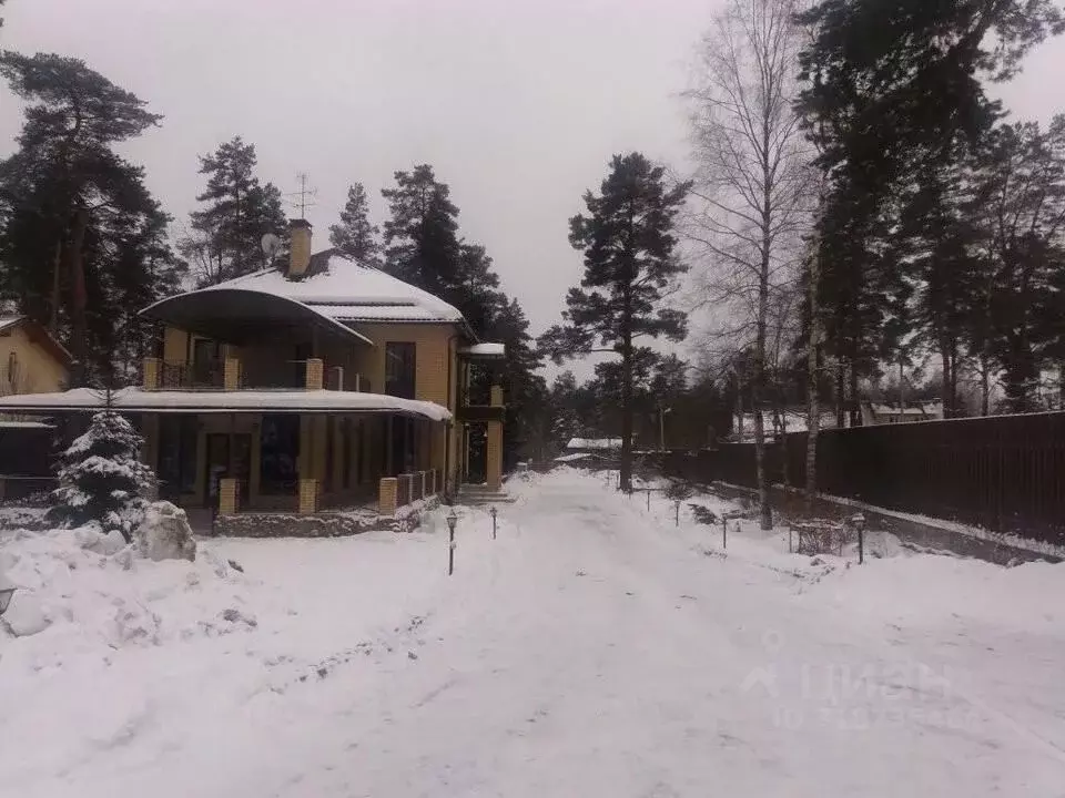 Коттедж в Ленинградская область, Всеволожский район, Сертоловское ... - Фото 0