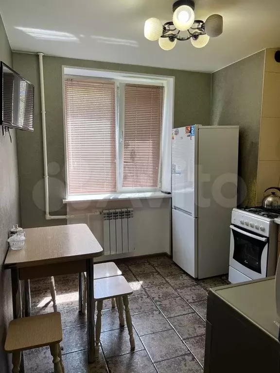 1-к. квартира, 35 м, 1/9 эт. - Фото 0