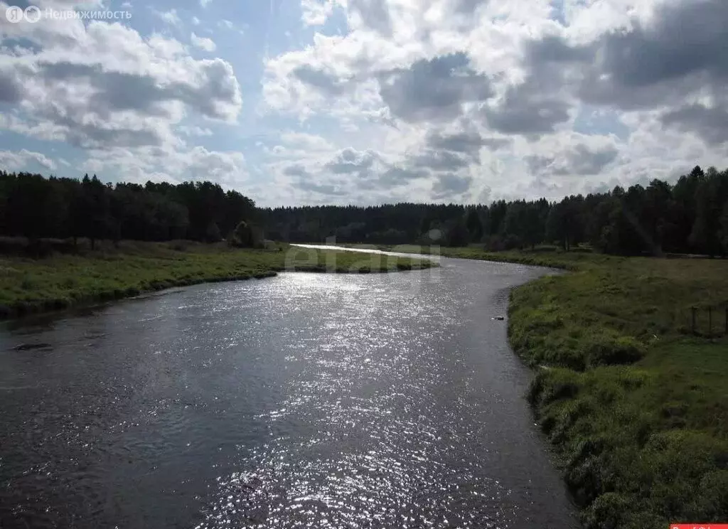 Участок в Тверская область, Калининский муниципальный округ, деревня ... - Фото 1