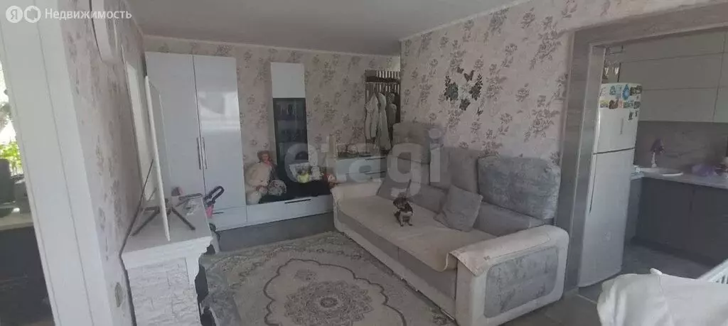 3-комнатная квартира: Междуреченск, Октябрьская улица, 24 (47.4 м) - Фото 1