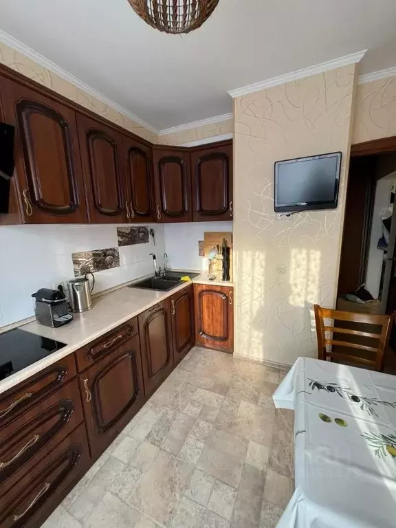 2-к кв. Москва Профсоюзная ул., 8К2 (55.0 м) - Фото 0