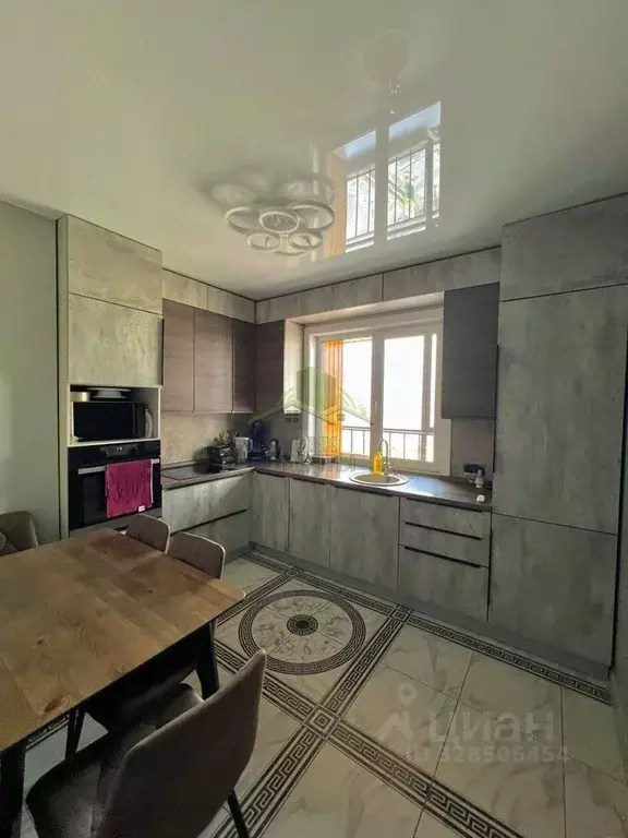 2-к кв. Бурятия, Улан-Удэ ул. Павлова, 64А (60.8 м) - Фото 2