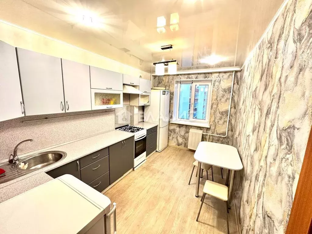 2-к кв. Башкортостан, Стерлитамак ул. Артема, 100 (58.5 м) - Фото 1