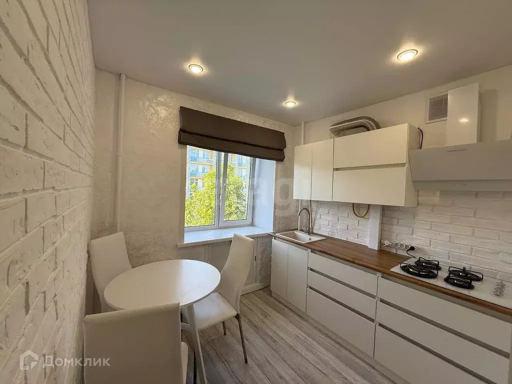 Продаётся 2-к квартира, 42.7 м - Фото 0
