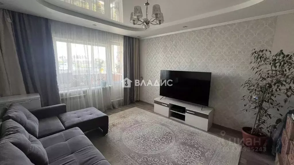 3-к кв. Бурятия, Улан-Удэ Приречная ул., 5 (64.1 м) - Фото 0