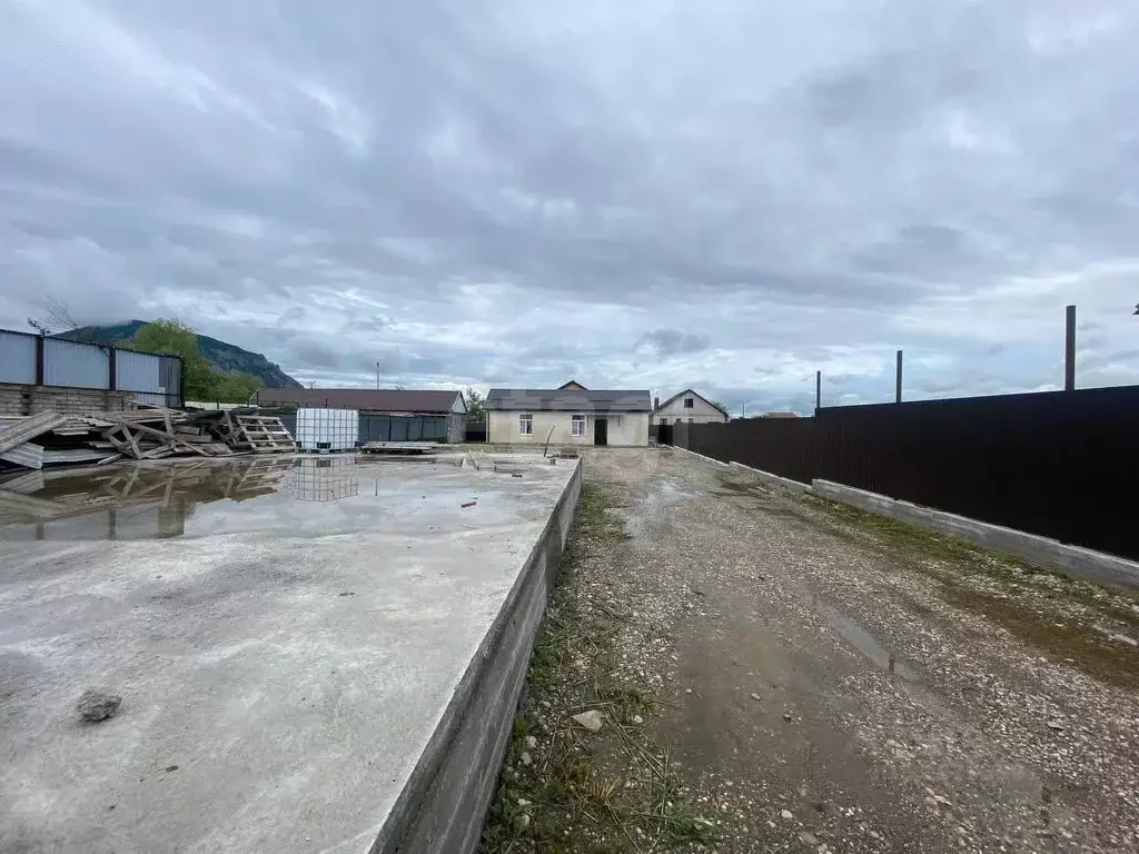 Дом в Ставропольский край, Минераловодский муниципальный округ, пос. ... - Фото 1