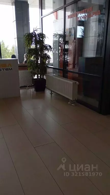 Помещение свободного назначения в Татарстан, Набережные Челны ул. ... - Фото 0