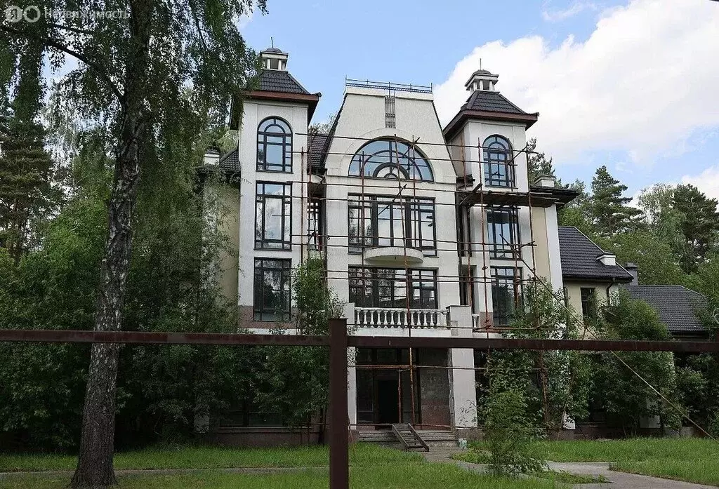Дом в Столбово, 68/1 (1000 м) - Фото 1