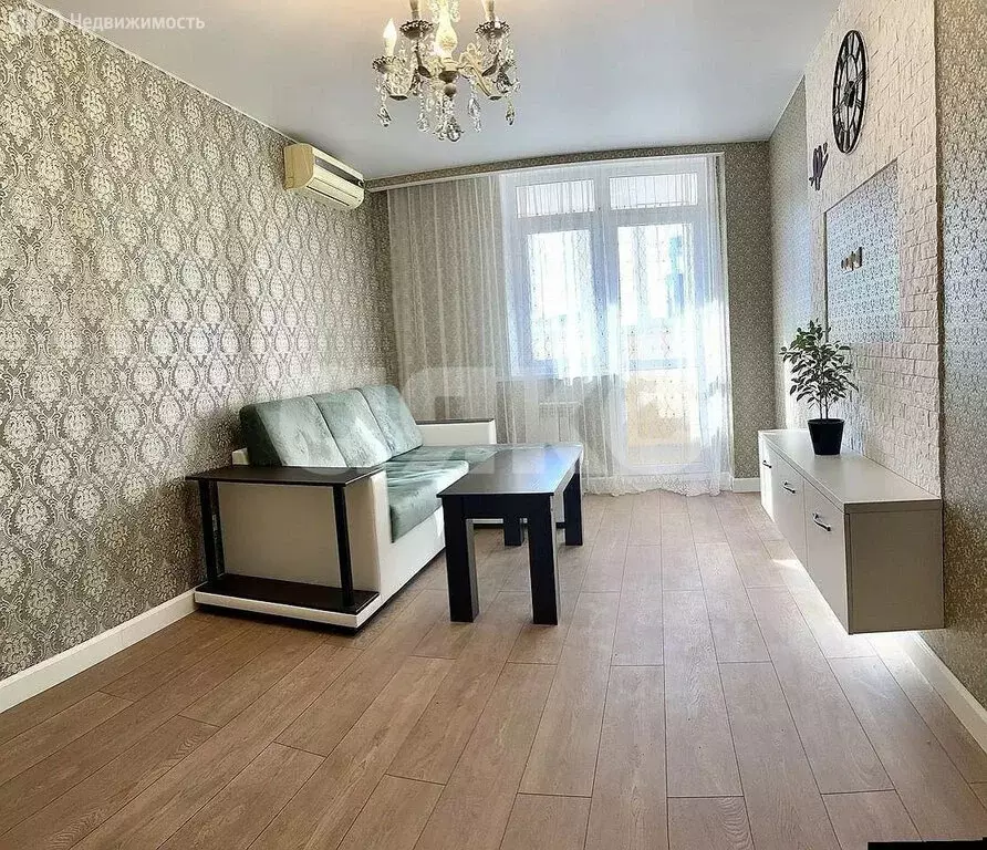 1-комнатная квартира: Ростов-на-Дону, улица Оганова, 20с4 (45 м) - Фото 0