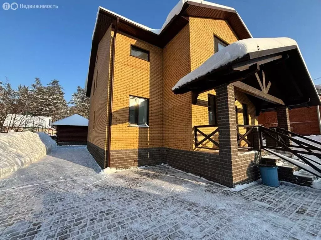 Дом в Барнаул, улица Денисова (190 м) - Фото 1