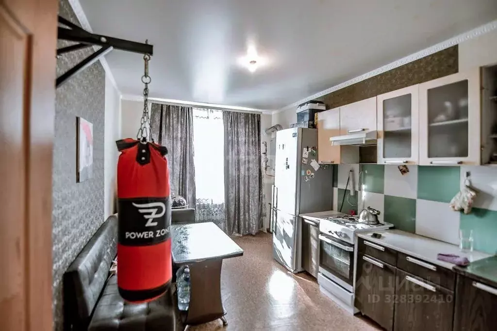 2-к кв. Сахалинская область, Южно-Сахалинск ул. Большая Полянка, 3А ... - Фото 2