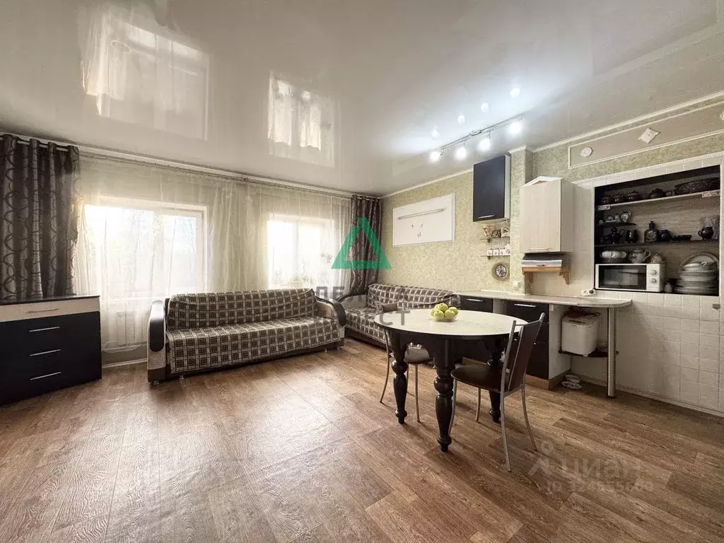 Дом в Башкортостан, Уфа Школьный пер. (330 м) - Фото 1