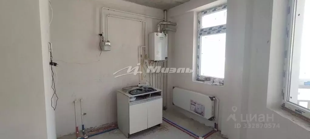 2-к кв. Крым, Симферополь ул. Батурина, 185 (60.0 м) - Фото 1