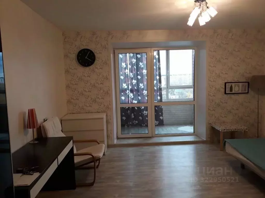 1-к кв. Новосибирская область, Новосибирск Шлюз мкр, ул. Сиреневая, 31 ... - Фото 0