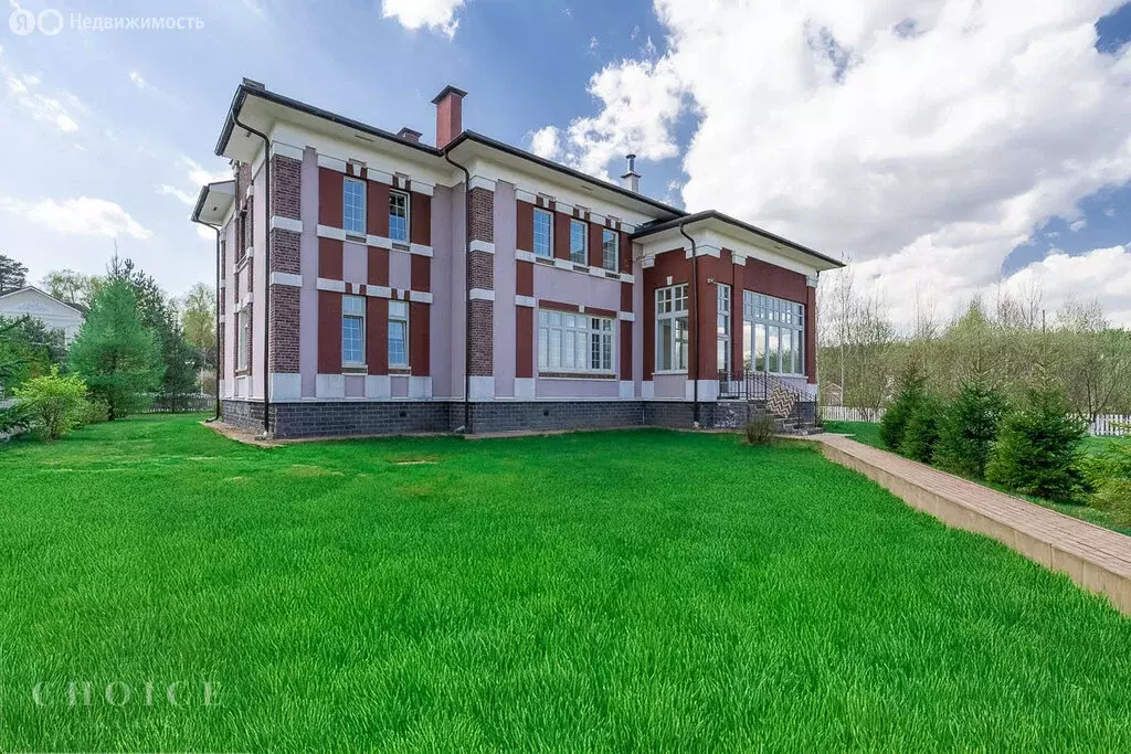 Дом в деревня Воронино, коттеджный посёлок Онегино (350 м) - Фото 1
