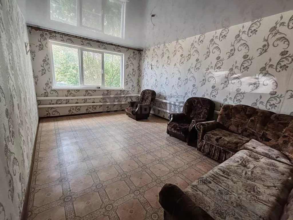 Дом в Волгоградская область, Средняя Ахтуба рп ул. Нечаевой, 18 (97 м) - Фото 0