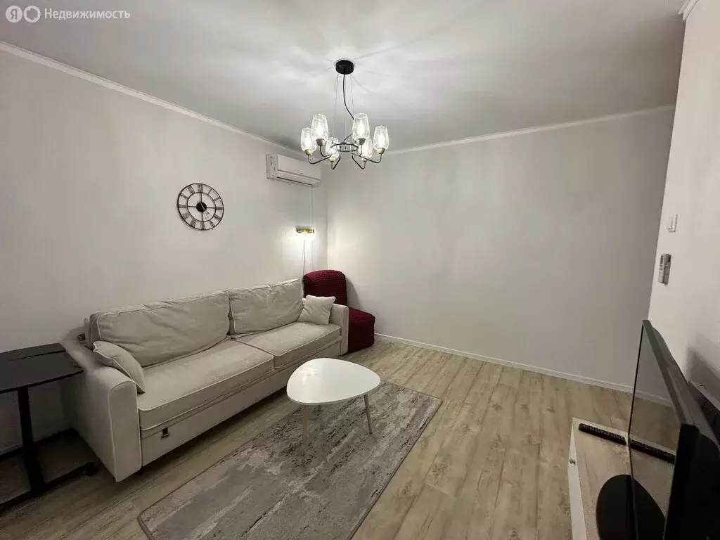 2-комнатная квартира: Новороссийск, улица Золотаревского, 8 (50 м) - Фото 2