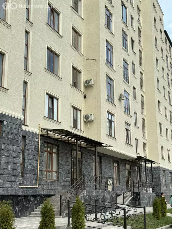 3-комнатная квартира: Нальчик, улица Героя России Т.М. Тамазова, 2А ... - Фото 1