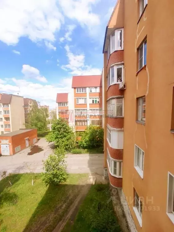 1-к кв. Белгородская область, Старый Оскол ул. Свердлова, 6 (43.0 м) - Фото 0