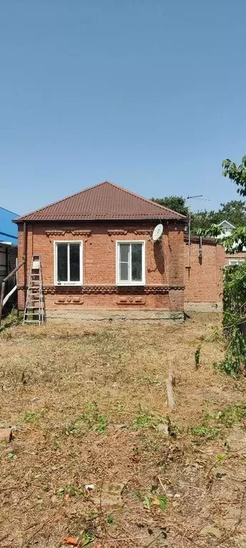 Дом в Краснодарский край, Армавир ул. Халтурина (50 м) - Фото 0