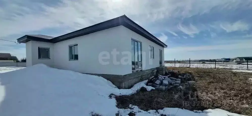 Дом в Башкортостан, Иглинский район, Уктеевский сельсовет, с. ... - Фото 2