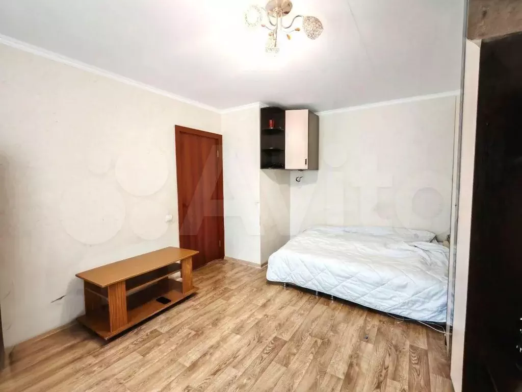 1-к. квартира, 31 м, 1/5 эт. - Фото 1