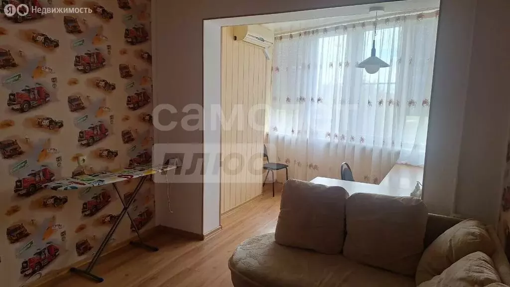 3-комнатная квартира: Симферополь, улица Маршала Жукова, 9 (71 м) - Фото 1