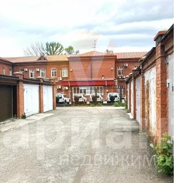 Гараж в Омская область, Омск Октябрьская ул., 98 (20 м) - Фото 1