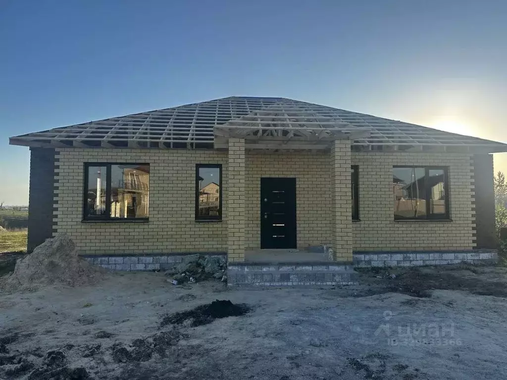 Дом в Белгородская область, Белгородский район, Разумное рп, ... - Фото 1