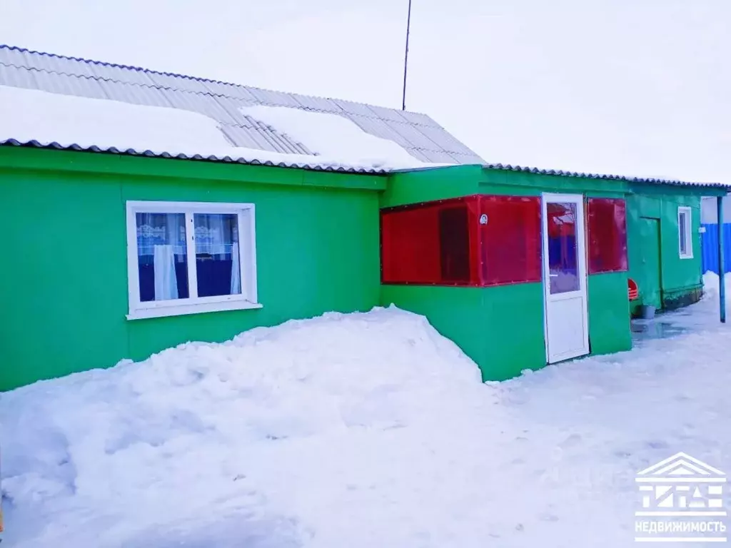 Дом в Оренбургская область, Бузулукский район, Жилинский сельсовет, с. ... - Фото 0