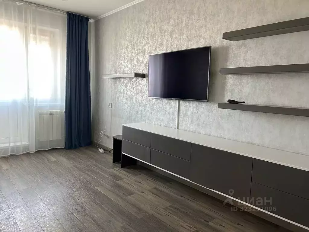 2-к кв. Красноярский край, Красноярск Линейная ул., 105 (48.3 м) - Фото 1