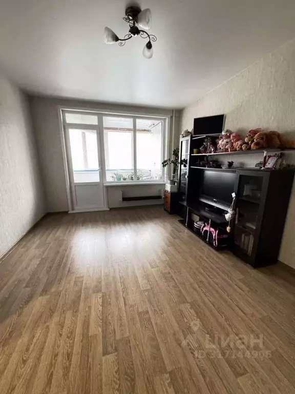 3-к кв. Самарская область, Тольятти ул. Куйбышева, 38 (64.0 м) - Фото 0
