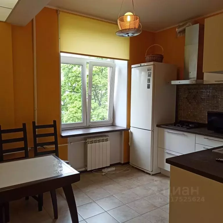 2-к кв. Московская область, Королев Октябрьская ул., 25/26 (62.0 м) - Фото 0