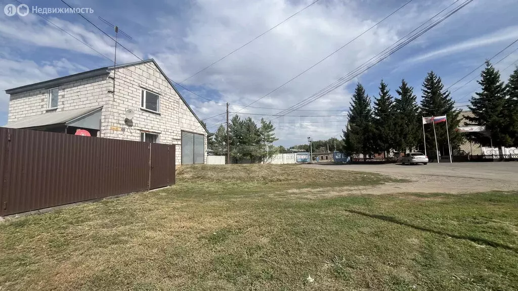 Дом в Саракташ, улица Победы, 97 (98 м) - Фото 1