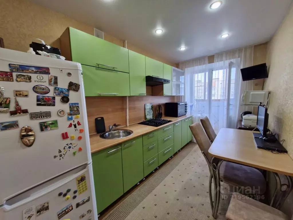 1-к кв. Пензенская область, Заречный 4-й мкр,  (36.5 м) - Фото 0