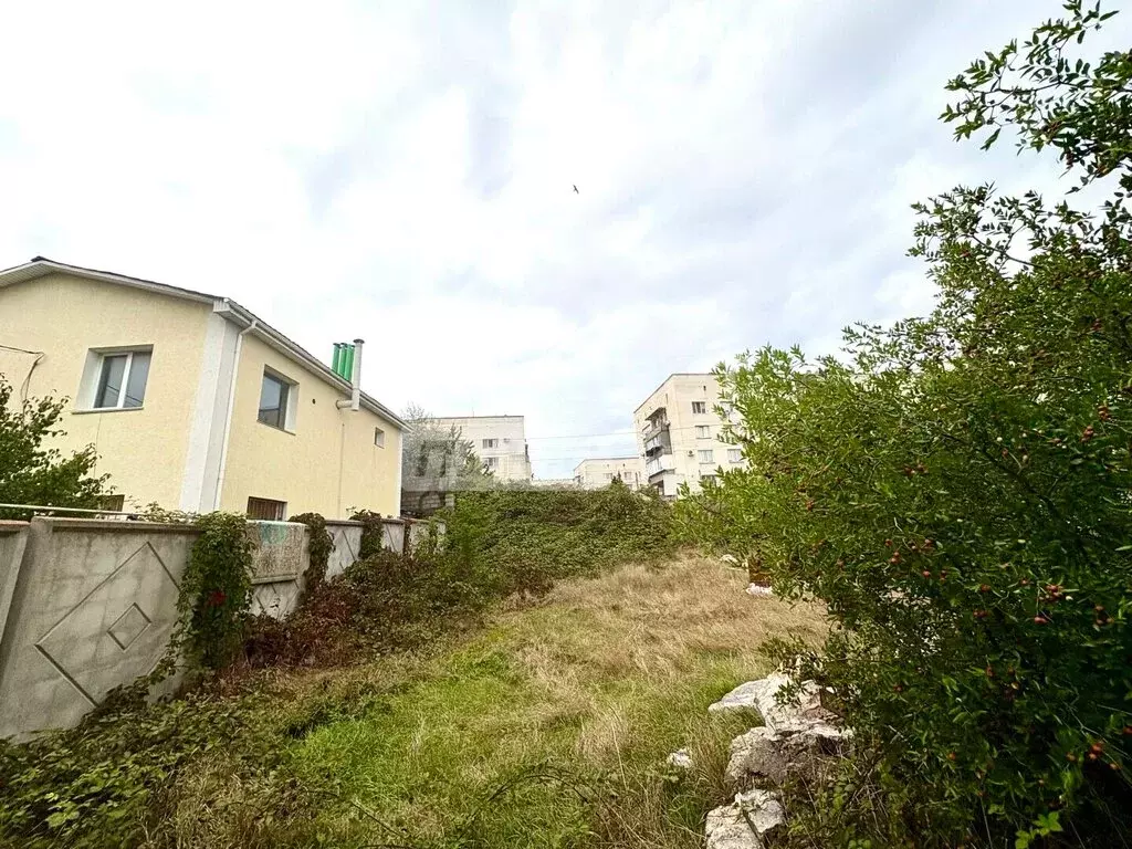 Участок в Севастополь, улица Героев Бреста (4 м) - Фото 2