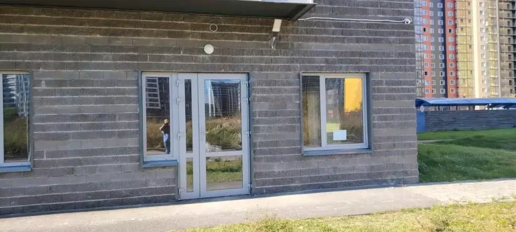 Помещение свободного назначения в Ленинградская область, Мурино ... - Фото 0