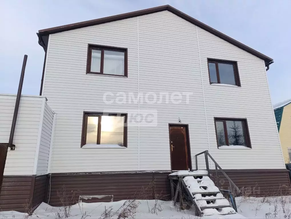 Дом в Омская область, Омск ул. 11-я Солнечная, 18 (330 м) - Фото 1